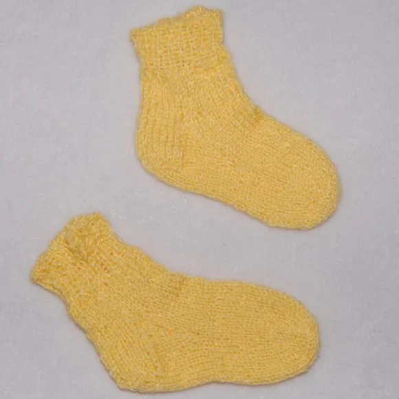 NEW Handmade Two Pairs of Ankle Socks for Toddlers, Yellow & Periwinkle Blue - Picture 4 of 6